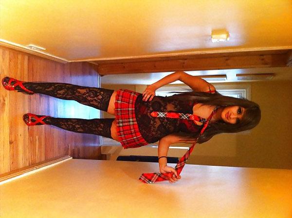 14P Smoking hot uk indian girl 