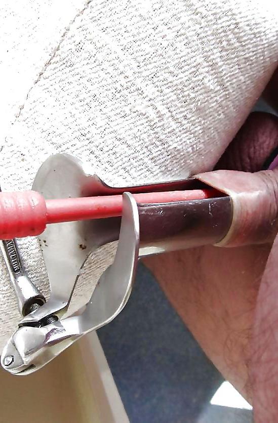 6P STRETCHING MY COCK CBT