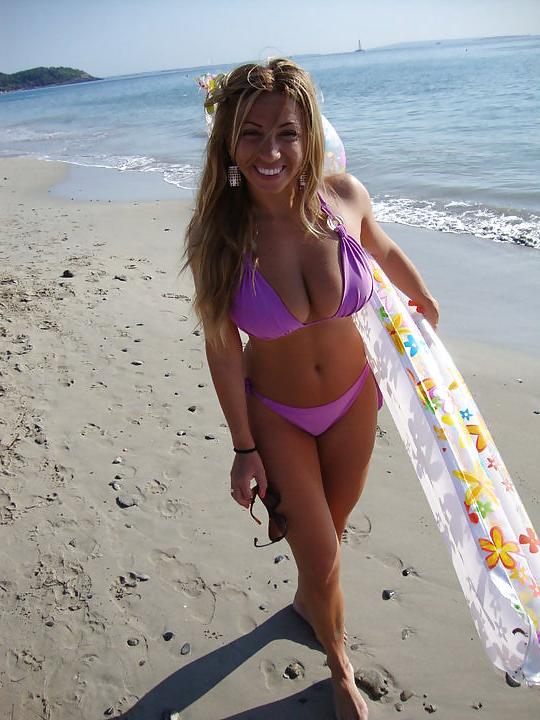 21P Hungarian girl: Dora
