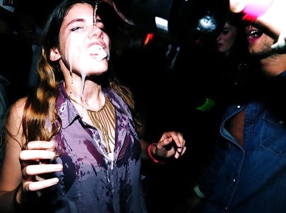 25P Champagne facial crazy parties