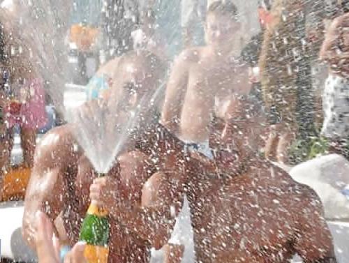 25P Champagne facial crazy parties