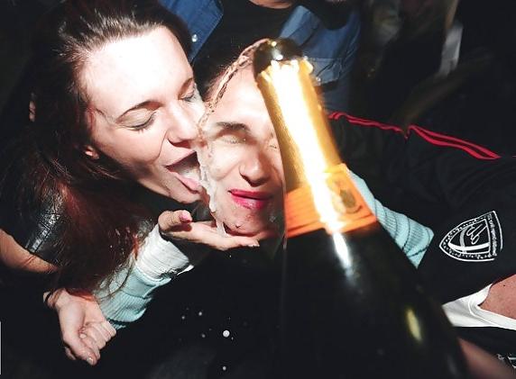 25P Champagne facial crazy parties