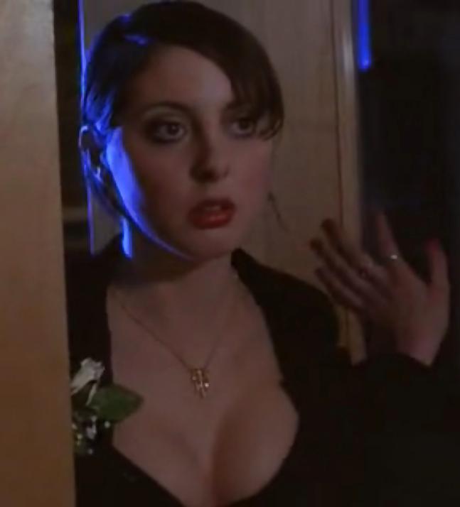 24P Eva Amurri - Actress With Big Boobs