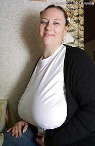 24P More mature big Boobies