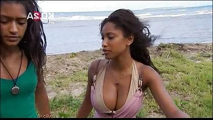 25P French actresses with boobs