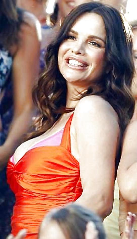 25P More musician - singers with big boobs (more than 100 pics)