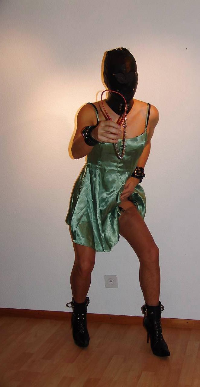 13P Slavinia fun in mask