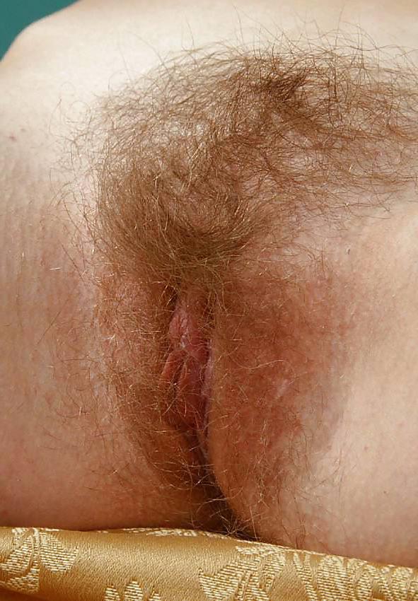 25P Babes with Hairy Pussy