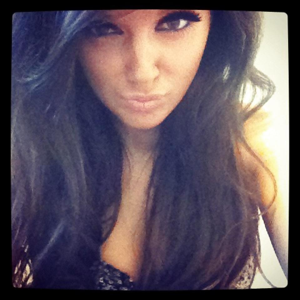25P Facebook babes 2