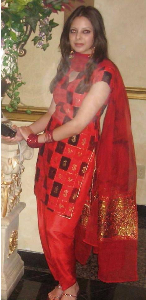 19P Slutty paki babes