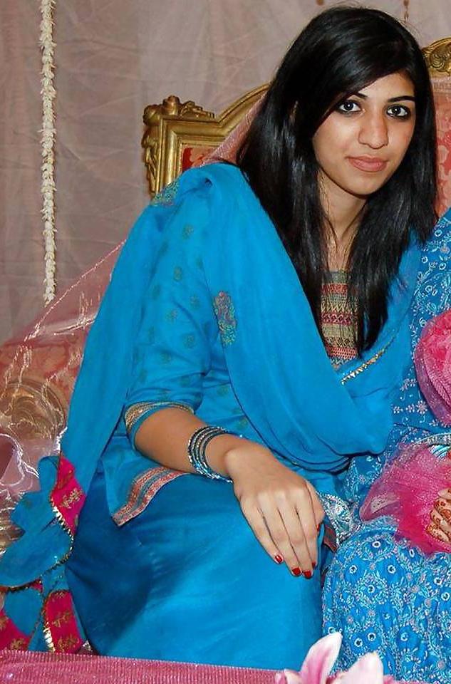 19P Slutty paki babes