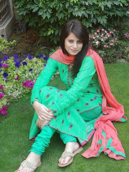 19P Slutty paki babes