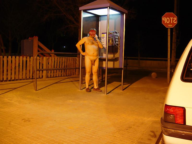 9P Public phone, Bank, videoclub