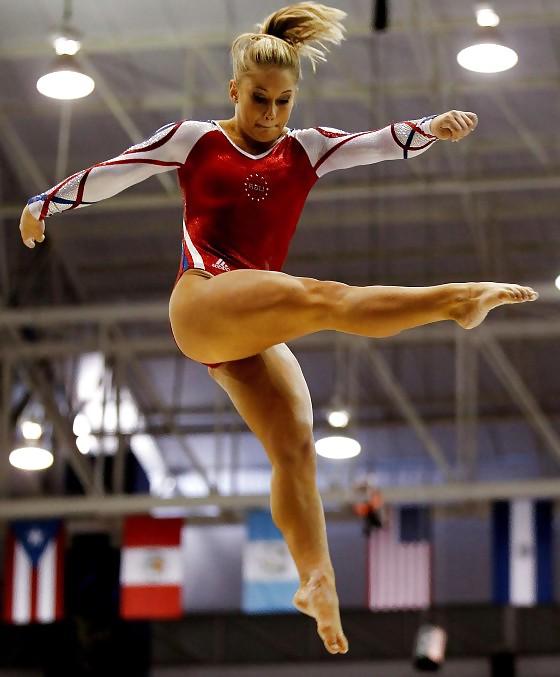 25P Sexy Sports Girls 