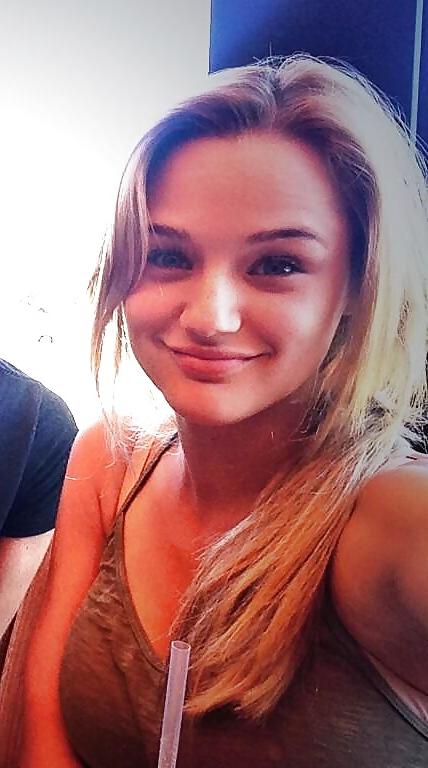 25P Haley King - Boobs!