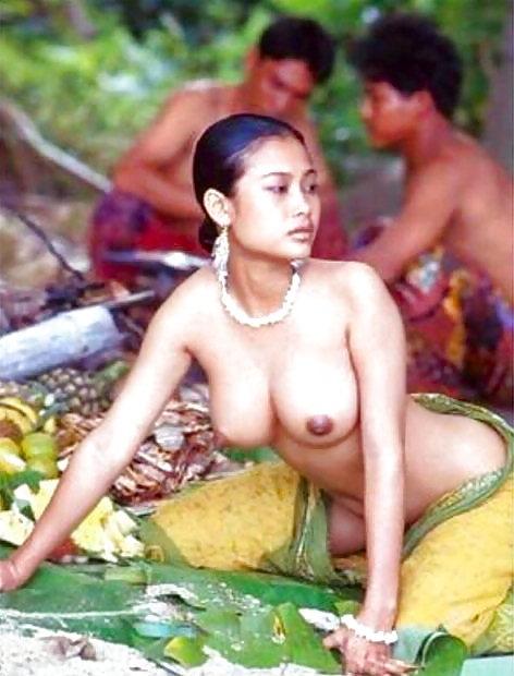 25P Polynesian Babes