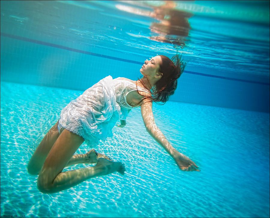 25P Water Babes Two