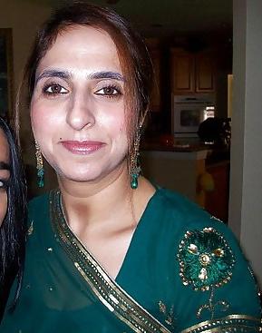 25P INDIAN SIKH (DOWNLOAD BEFORE IT GETS REMOVED)