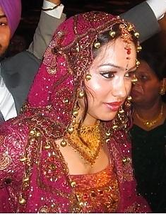 25P INDIAN SIKH (DOWNLOAD BEFORE IT GETS REMOVED)