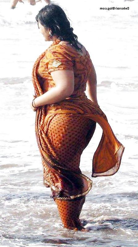 16P Hot indian asses