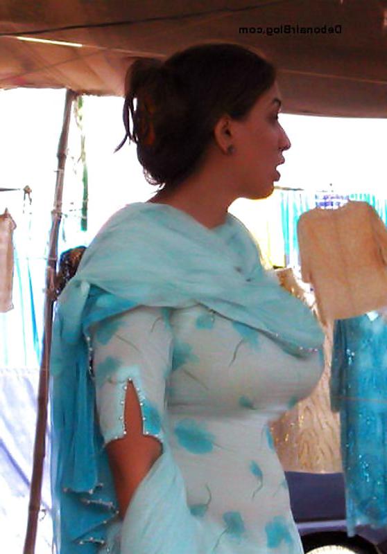 16P Hot indian asses