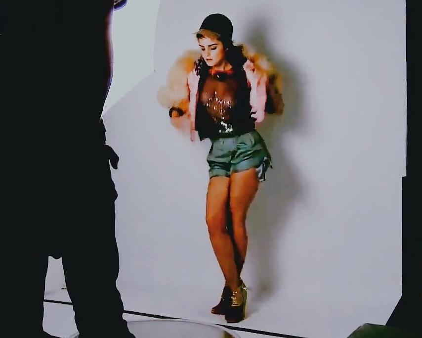 25P Emma Watson Photoshoot See through?