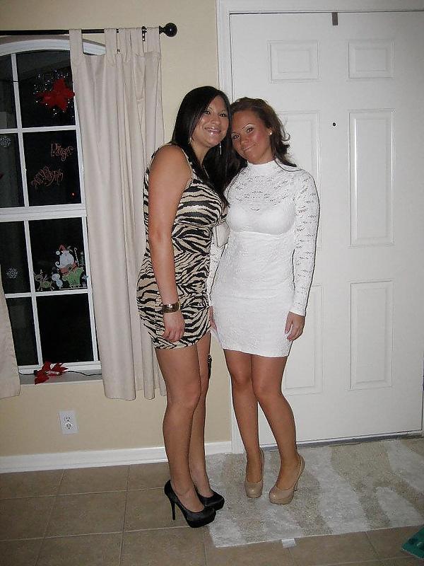 16P Smoking hot legs