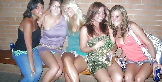 25P Hot babes upskirt shots