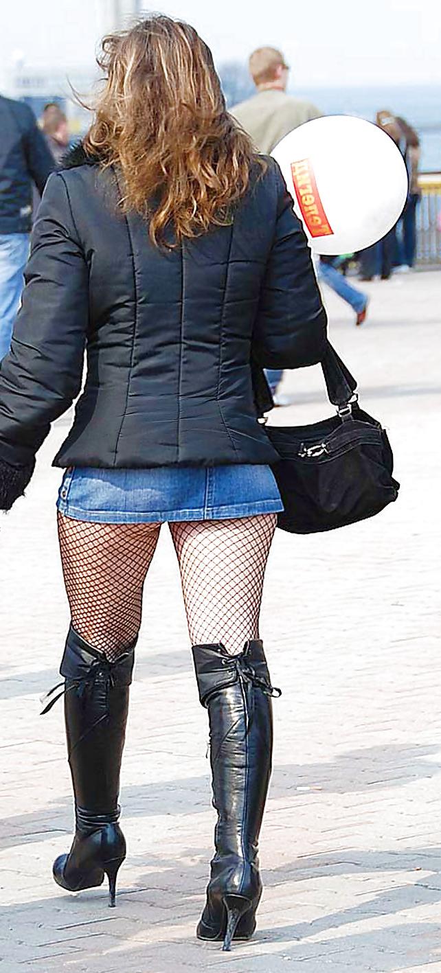 16P In The Streets 062 - Black Boots & Sexy Stockings