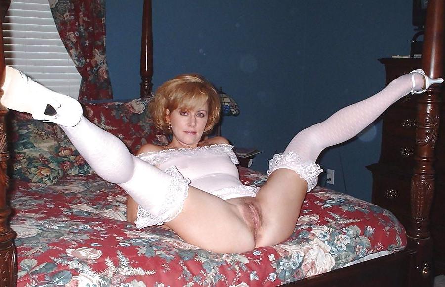 24P Milfs, matures, moms? Just sex machines #7