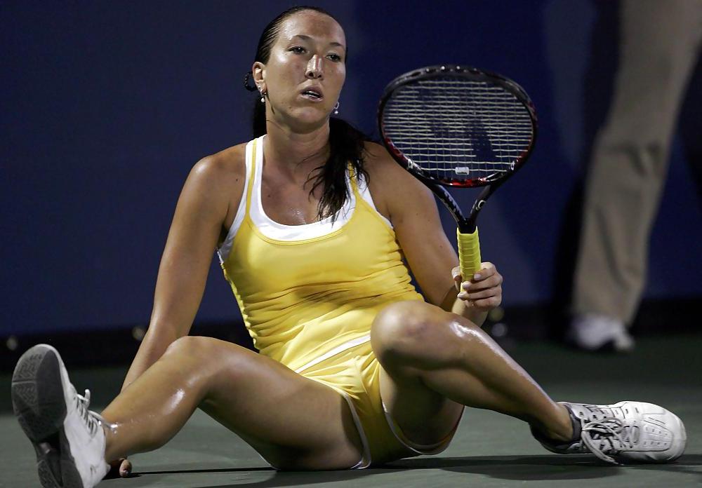 12P TENNIS UPSKIRT sport girls wet panties voyeur panty