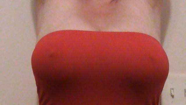 22P 36 F natural boobs Lateshay red mini skirt pics 
