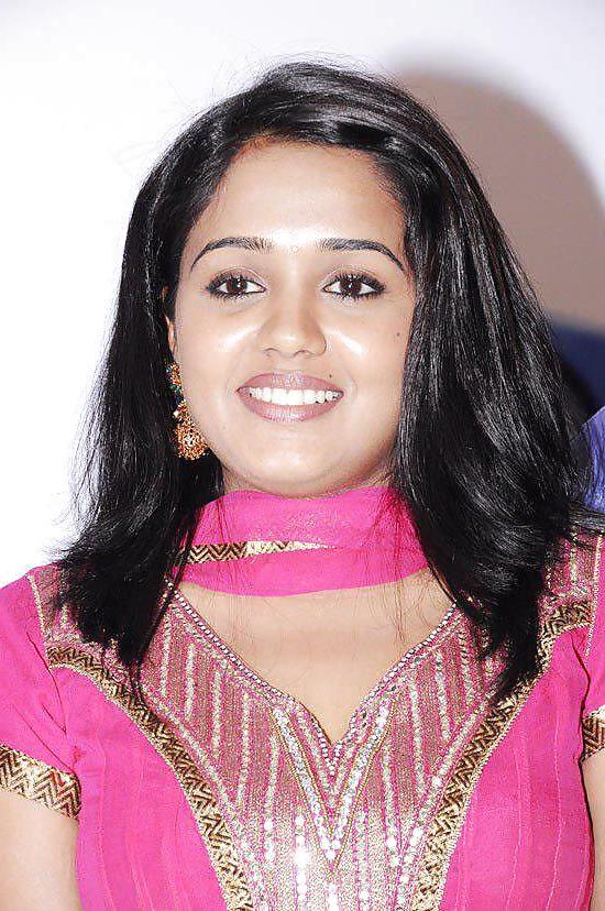 14P Beautiful Indian Girls 25-- By Sanjh