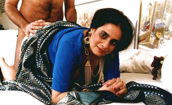 24P Indian aunty photo shoot