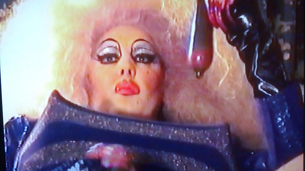 13P Smoking drag huge nipples