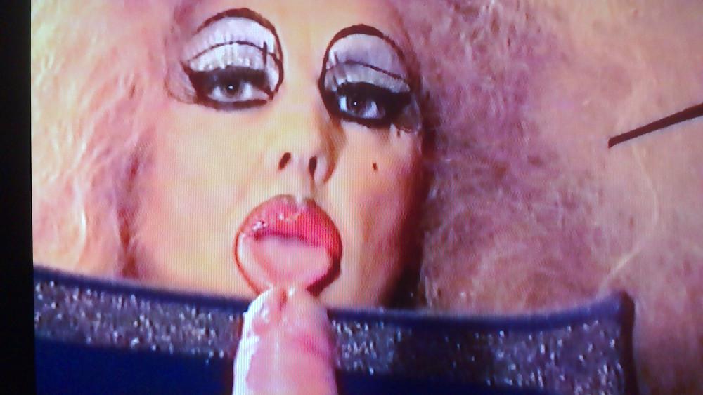 13P Smoking drag huge nipples