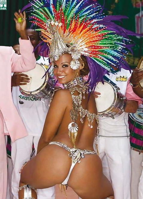 25P Brazilian Sexy  Babes 1
