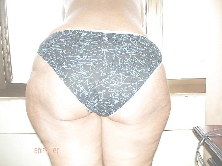 24P I Love Indian Mature Aunties 