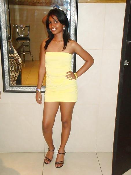 25P Indian Desi Babes Hot & Sexy Indians