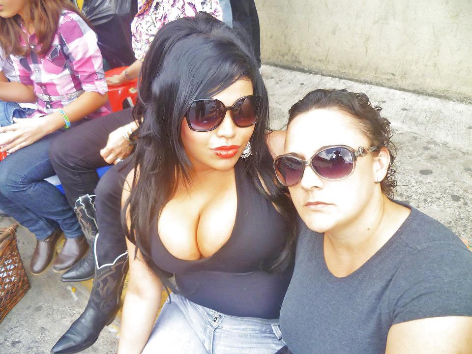 25P Big tit latina