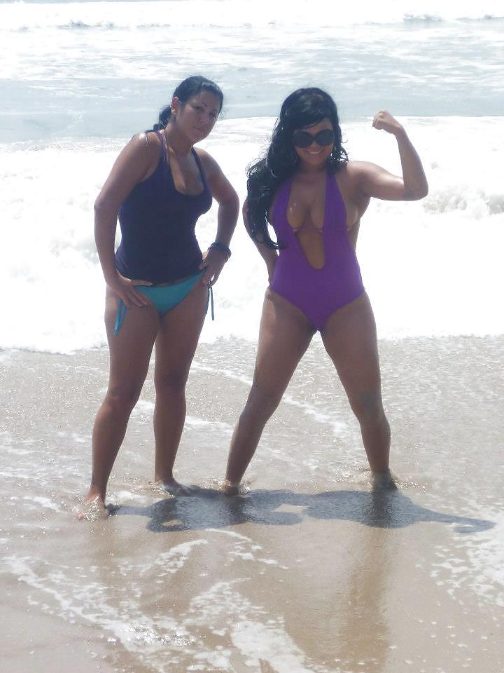 25P Big tit latina