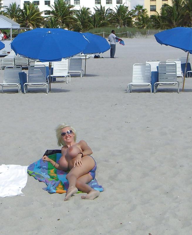 20P Lori: Fake Tit MILF Whore