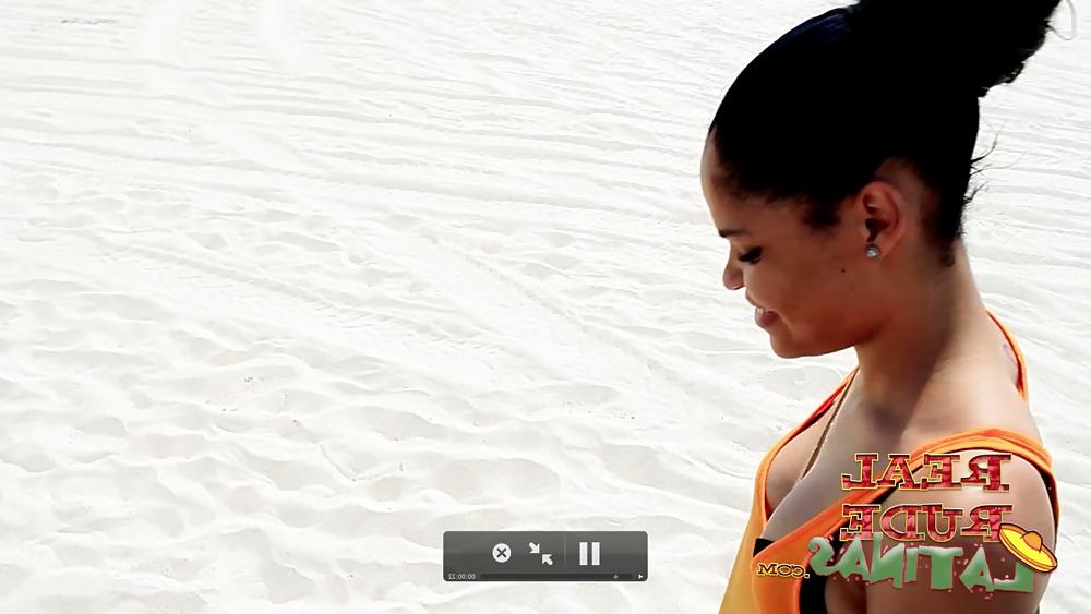 15P Amateur Ebony Teen Fucked After Meeting On The Beach