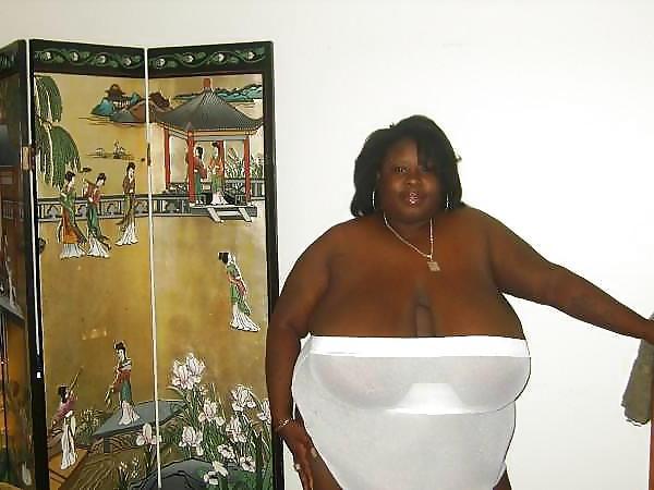24P We Don't have to take our clothes off,to have a good time