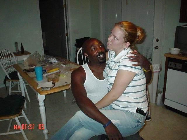 20P Hustlin That White Couple