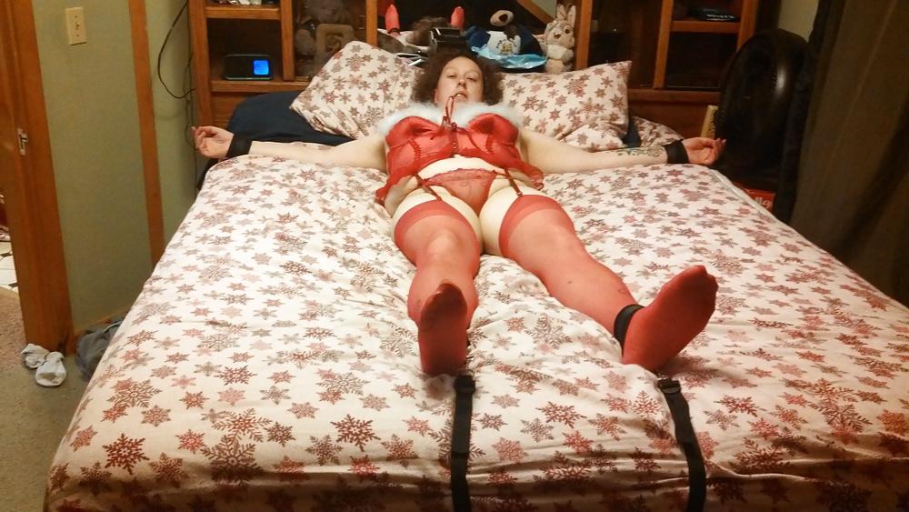 25P Cell phone pics of wife