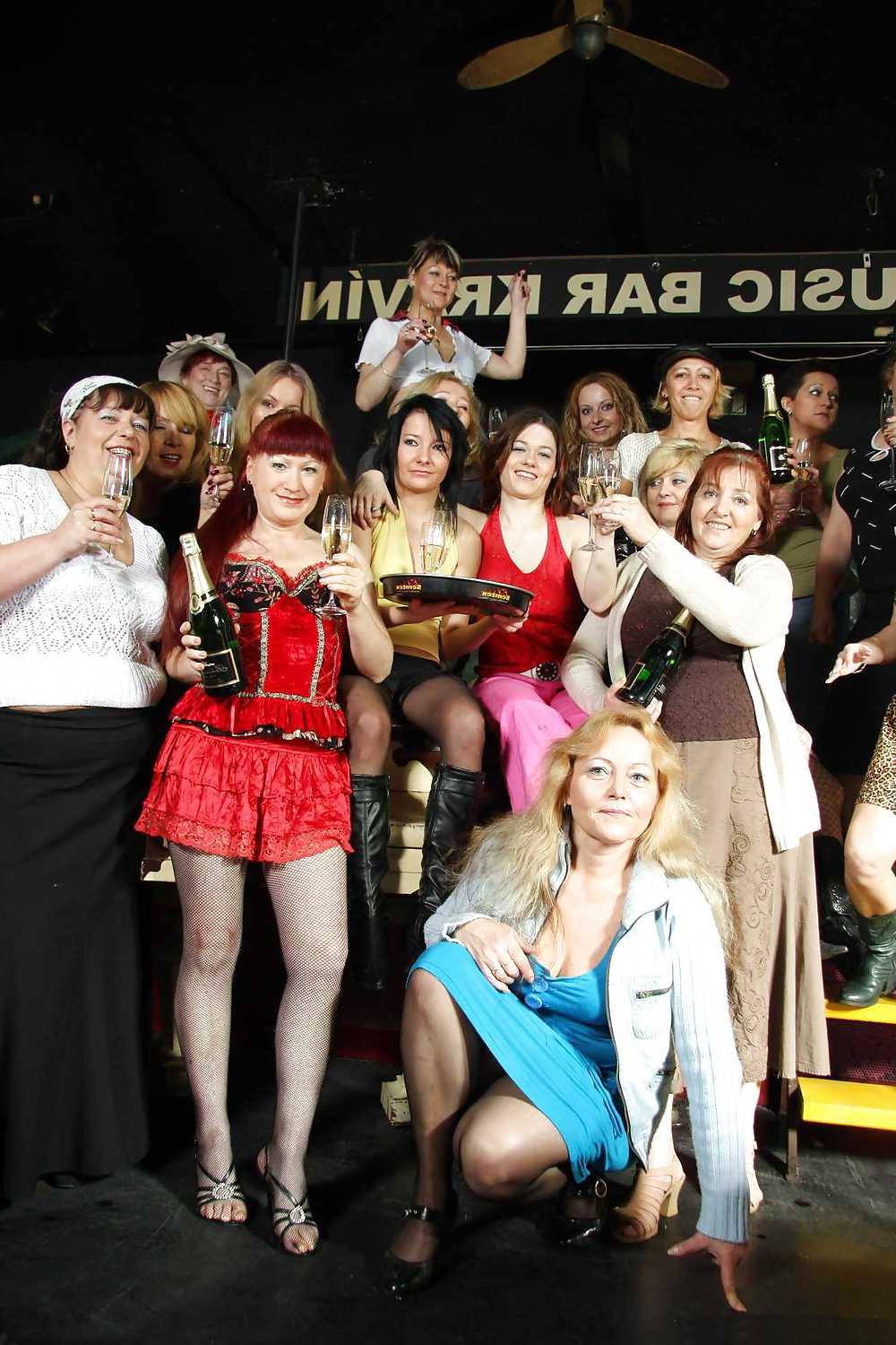 15P Crazy Matures Orgy