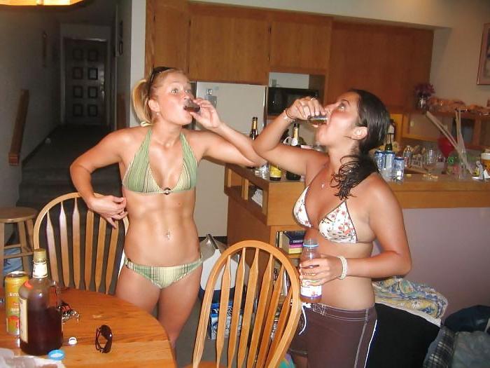 25P Crazy Teens Party