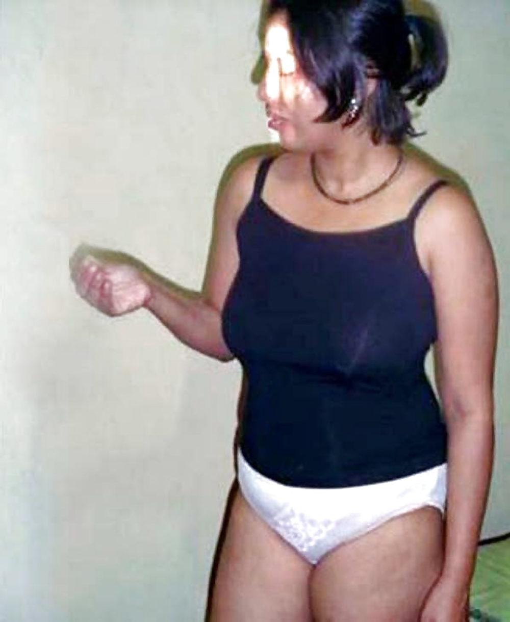 8P Indian aunty 20