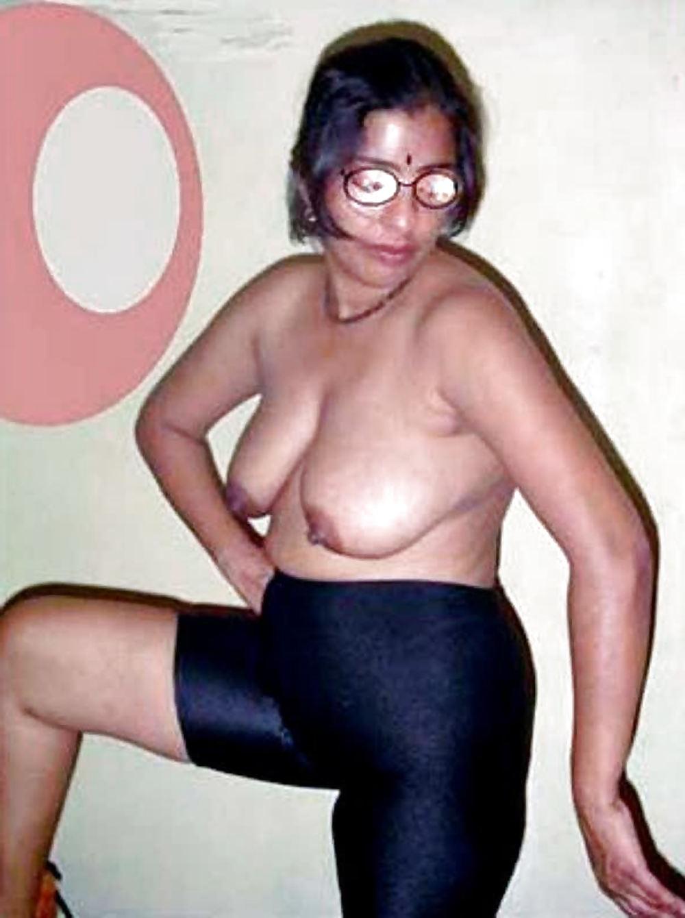 8P Indian aunty 20